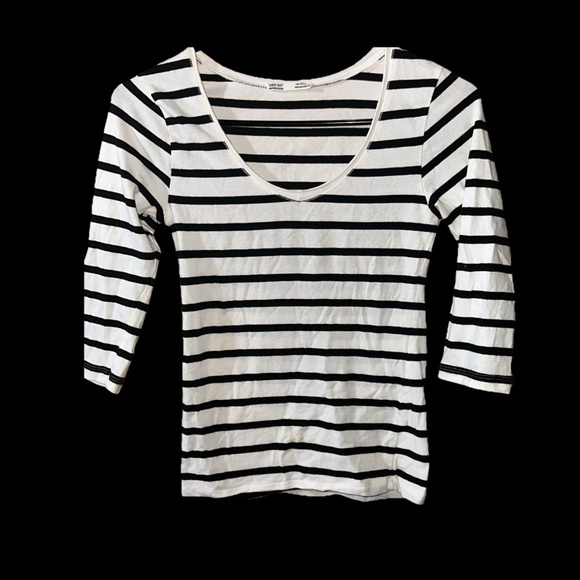 Lightweight Zara striped stripe top size small black white 3/4 sleeves - Picture 2 of 4
